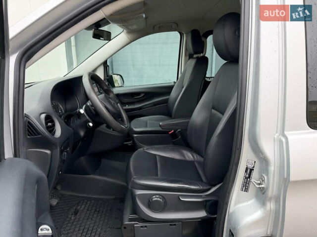 Серый Мерседес Вито, объемом двигателя 2.14 л и пробегом 320 тыс. км за 26500 $, фото 8 на Automoto.ua