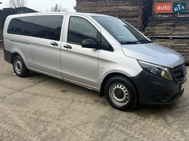 Серый Мерседес Вито, объемом двигателя 2.14 л и пробегом 334 тыс. км за 24000 $, фото 3 на Automoto.ua