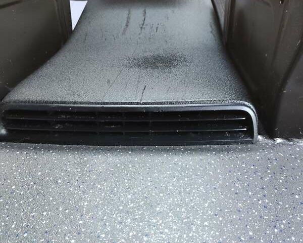 Серый Мерседес Вито, объемом двигателя 2 л и пробегом 178 тыс. км за 28800 $, фото 31 на Automoto.ua