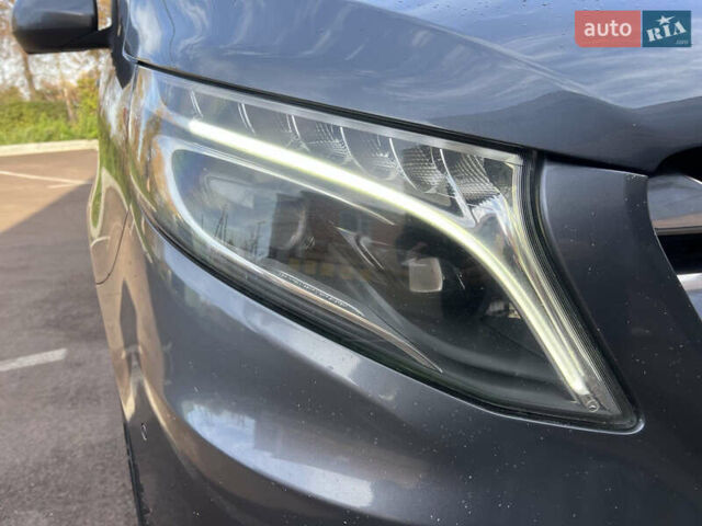 Серый Мерседес Вито, объемом двигателя 2.2 л и пробегом 147 тыс. км за 32000 $, фото 7 на Automoto.ua