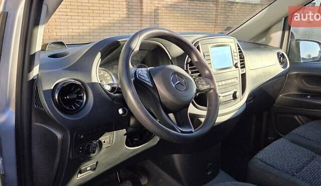 Серый Мерседес Вито, объемом двигателя 2 л и пробегом 196 тыс. км за 24999 $, фото 27 на Automoto.ua