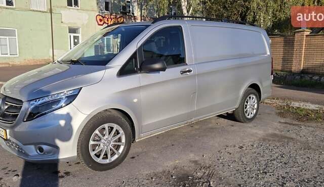 Серый Мерседес Вито, объемом двигателя 2 л и пробегом 196 тыс. км за 24999 $, фото 18 на Automoto.ua