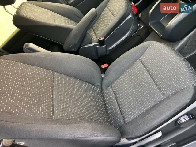 Серый Мерседес Вито, объемом двигателя 1.95 л и пробегом 131 тыс. км за 34777 $, фото 21 на Automoto.ua