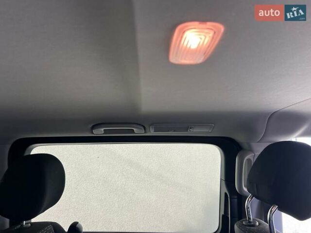 Серый Мерседес Вито, объемом двигателя 1.95 л и пробегом 131 тыс. км за 34777 $, фото 25 на Automoto.ua