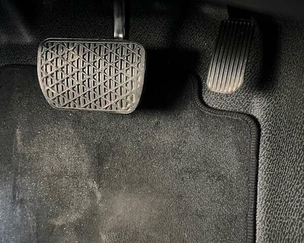 Серый Мерседес Вито, объемом двигателя 1.95 л и пробегом 131 тыс. км за 34777 $, фото 31 на Automoto.ua