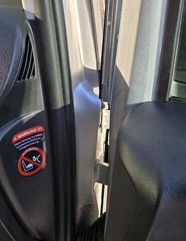 Серый Мерседес Вито, объемом двигателя 2 л и пробегом 196 тыс. км за 24999 $, фото 33 на Automoto.ua