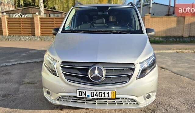 Серый Мерседес Вито, объемом двигателя 2 л и пробегом 196 тыс. км за 24999 $, фото 13 на Automoto.ua