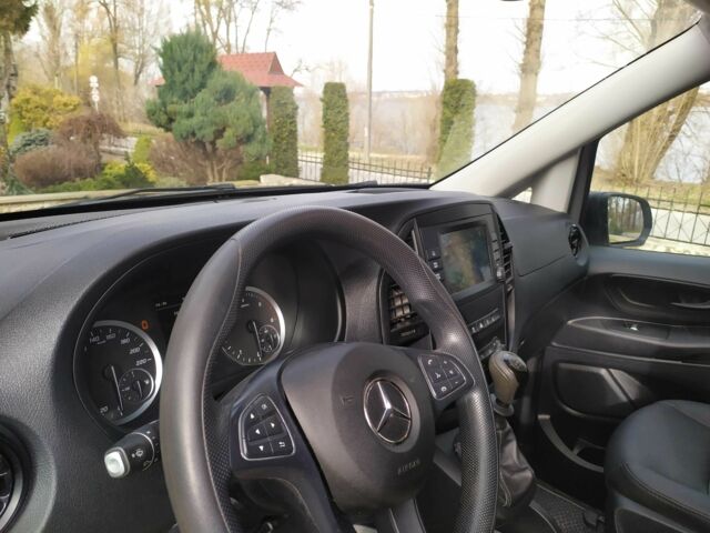 Серый Мерседес Вито, объемом двигателя 2 л и пробегом 356 тыс. км за 26200 $, фото 9 на Automoto.ua