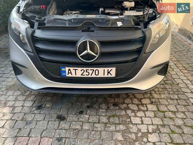 Серый Мерседес Вито, объемом двигателя 1.95 л и пробегом 131 тыс. км за 34777 $, фото 1 на Automoto.ua