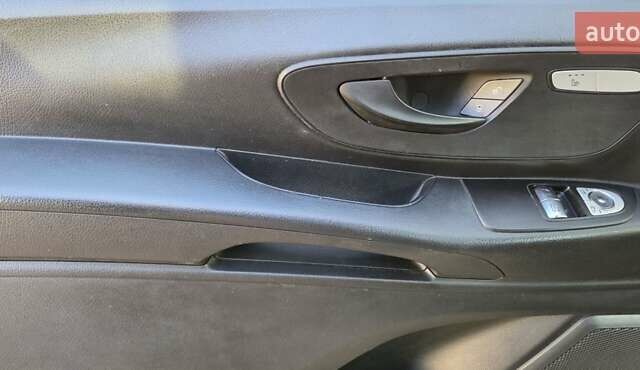 Серый Мерседес Вито, объемом двигателя 2 л и пробегом 196 тыс. км за 24999 $, фото 32 на Automoto.ua