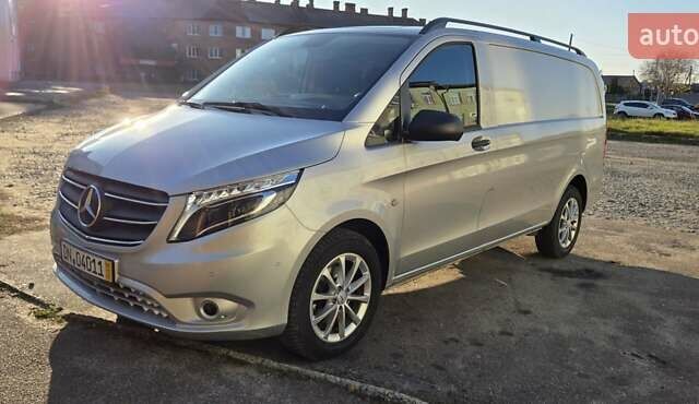 Серый Мерседес Вито, объемом двигателя 2 л и пробегом 196 тыс. км за 24999 $, фото 12 на Automoto.ua