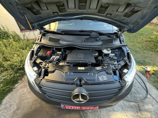 Серый Мерседес Вито, объемом двигателя 1.75 л и пробегом 50 тыс. км за 20200 $, фото 7 на Automoto.ua