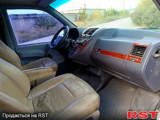 Серый Мерседес Вито, объемом двигателя 2.1 л и пробегом 0 тыс. км за 5500 $, фото 8 на Automoto.ua