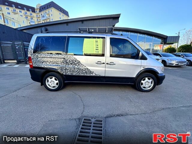 Серый Мерседес Вито, объемом двигателя 2.1 л и пробегом 350 тыс. км за 3999 $, фото 2 на Automoto.ua