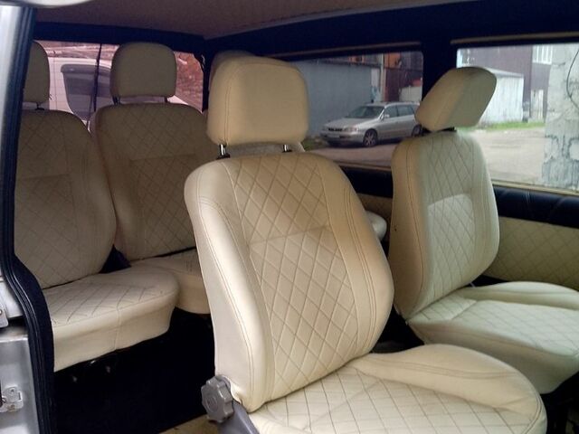 Сірий Мерседес Віто, об'ємом двигуна 2.1 л та пробігом 0 тис. км за 4300 $, фото 4 на Automoto.ua