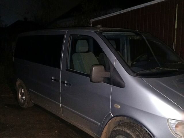 Серый Мерседес Вито, объемом двигателя 2.1 л и пробегом 374 тыс. км за 6000 $, фото 1 на Automoto.ua