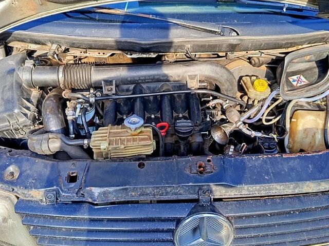 Серый Мерседес Вито, объемом двигателя 2.2 л и пробегом 0 тыс. км за 3000 $, фото 8 на Automoto.ua