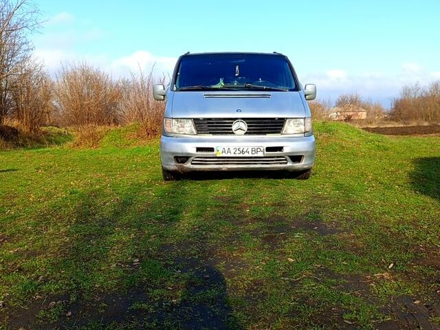 Серый Мерседес Вито, объемом двигателя 2.2 л и пробегом 0 тыс. км за 3000 $, фото 4 на Automoto.ua