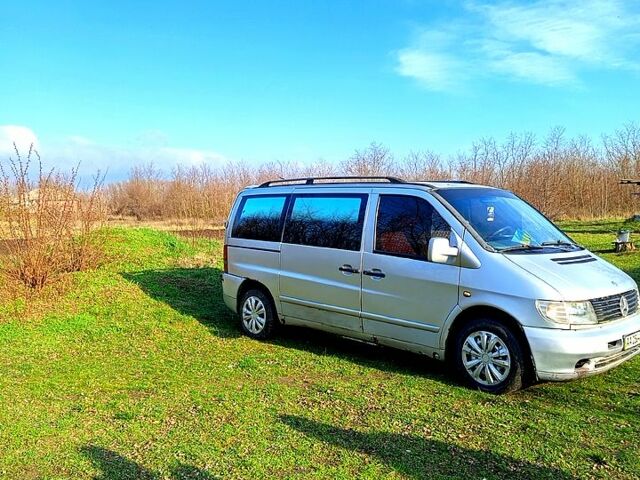 Серый Мерседес Вито, объемом двигателя 2.2 л и пробегом 0 тыс. км за 3000 $, фото 2 на Automoto.ua