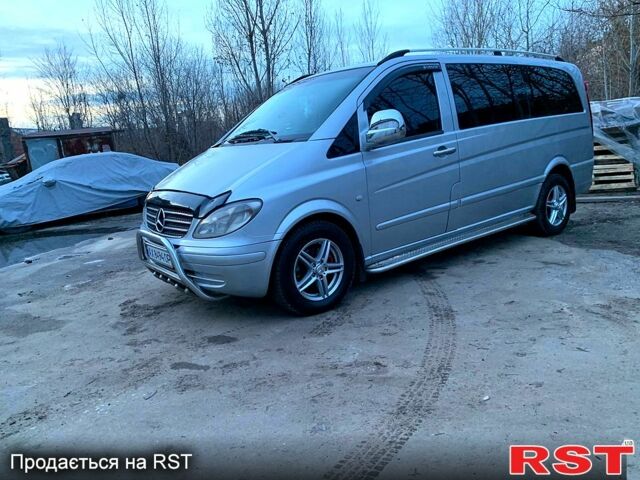 Серый Мерседес Вито, объемом двигателя 2.1 л и пробегом 300 тыс. км за 7500 $, фото 1 на Automoto.ua