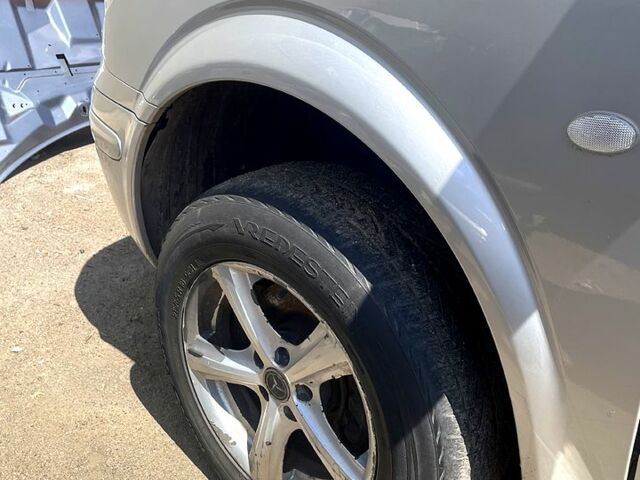 Сірий Мерседес Віто, об'ємом двигуна 2.2 л та пробігом 345 тис. км за 8500 $, фото 7 на Automoto.ua