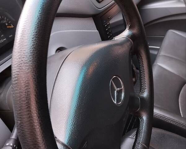 Синий Мерседес Вито, объемом двигателя 2.2 л и пробегом 435 тыс. км за 7200 $, фото 63 на Automoto.ua