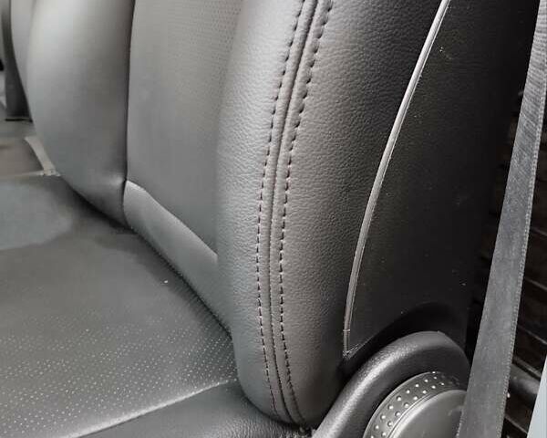 Синий Мерседес Вито, объемом двигателя 2.2 л и пробегом 435 тыс. км за 7200 $, фото 44 на Automoto.ua