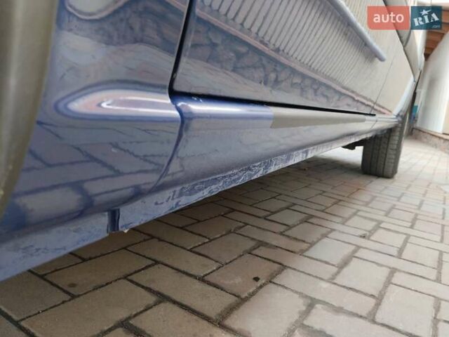 Синий Мерседес Вито, объемом двигателя 2.2 л и пробегом 435 тыс. км за 7200 $, фото 68 на Automoto.ua