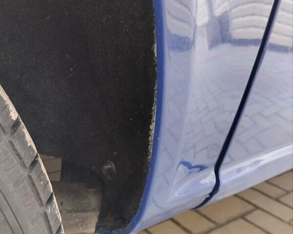 Синий Мерседес Вито, объемом двигателя 2.2 л и пробегом 435 тыс. км за 7200 $, фото 67 на Automoto.ua