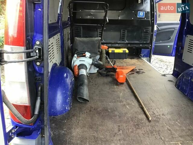 Синій Мерседес Віто, об'ємом двигуна 2.14 л та пробігом 361 тис. км за 10300 $, фото 26 на Automoto.ua