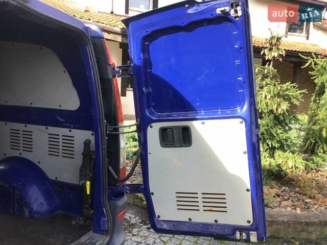 Синій Мерседес Віто, об'ємом двигуна 2.14 л та пробігом 361 тис. км за 10300 $, фото 22 на Automoto.ua