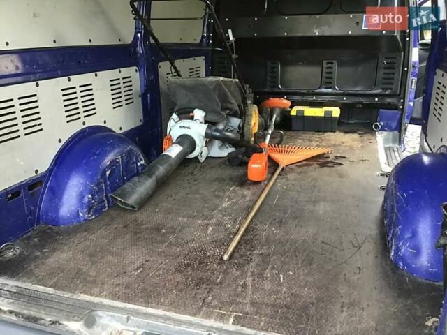 Синій Мерседес Віто, об'ємом двигуна 2.14 л та пробігом 361 тис. км за 10300 $, фото 25 на Automoto.ua