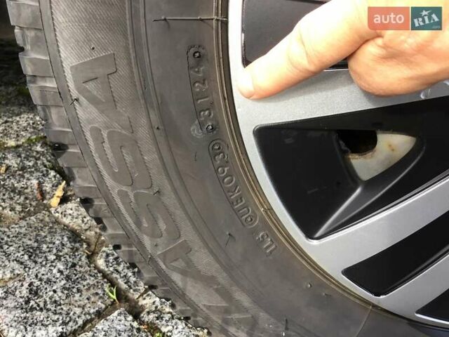 Синій Мерседес Віто, об'ємом двигуна 2.14 л та пробігом 361 тис. км за 10300 $, фото 9 на Automoto.ua