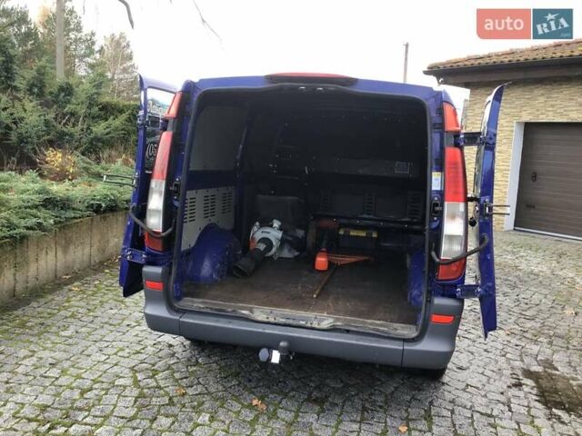 Синій Мерседес Віто, об'ємом двигуна 2.14 л та пробігом 361 тис. км за 10300 $, фото 2 на Automoto.ua