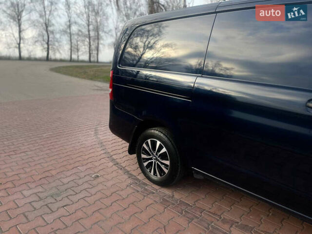 Синій Мерседес Віто, об'ємом двигуна 2.14 л та пробігом 242 тис. км за 19999 $, фото 22 на Automoto.ua