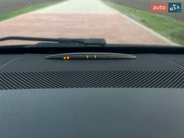 Синій Мерседес Віто, об'ємом двигуна 2.14 л та пробігом 242 тис. км за 19999 $, фото 11 на Automoto.ua