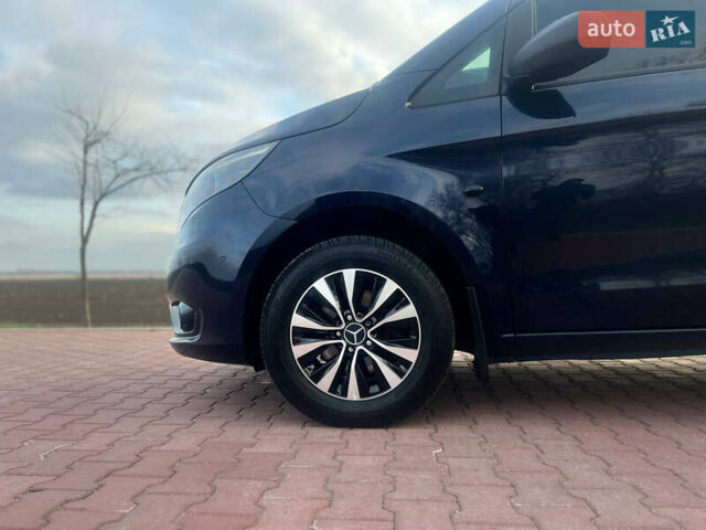 Синій Мерседес Віто, об'ємом двигуна 2.14 л та пробігом 242 тис. км за 19999 $, фото 26 на Automoto.ua