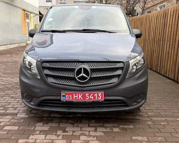 Синий Мерседес Вито, объемом двигателя 0 л и пробегом 69 тыс. км за 12997 $, фото 2 на Automoto.ua