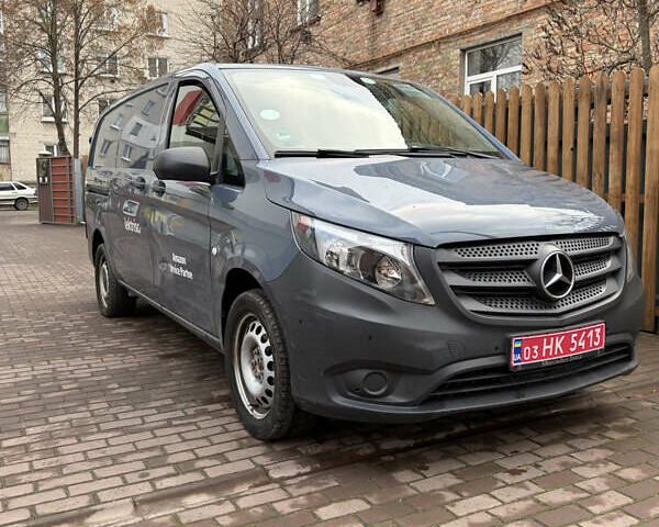 Синий Мерседес Вито, объемом двигателя 0 л и пробегом 69 тыс. км за 12997 $, фото 4 на Automoto.ua