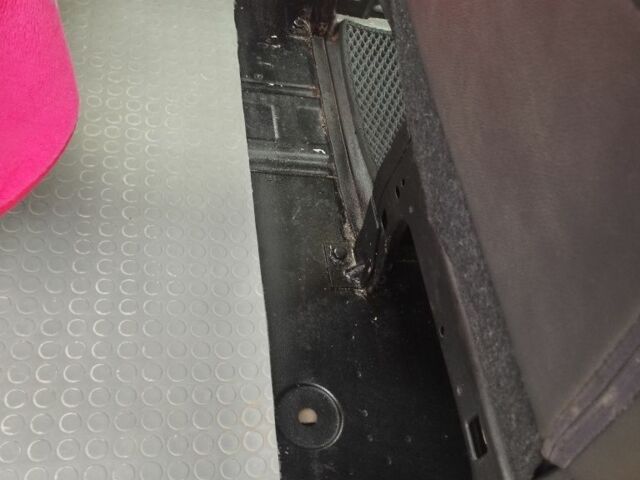 Синій Мерседес Віто, об'ємом двигуна 2.1 л та пробігом 285 тис. км за 6500 $, фото 12 на Automoto.ua