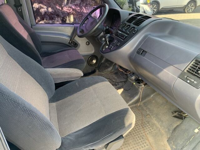 Синій Мерседес Віто, об'ємом двигуна 2 л та пробігом 270 тис. км за 2350 $, фото 6 на Automoto.ua