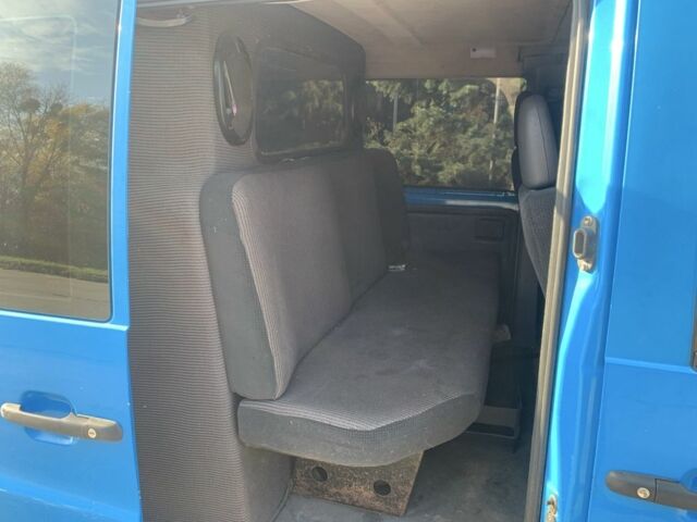 Синій Мерседес Віто, об'ємом двигуна 2 л та пробігом 270 тис. км за 2350 $, фото 8 на Automoto.ua