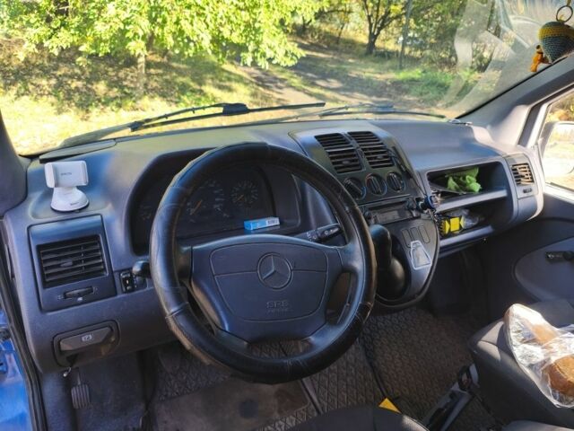 Синій Мерседес Віто, об'ємом двигуна 0 л та пробігом 411 тис. км за 2600 $, фото 7 на Automoto.ua