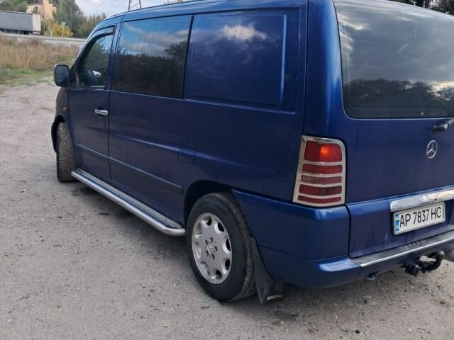 Мерседес Вито 1998 в Синельниковом на Automoto.ua Синий Мерседес Вито, объемом двигателя 2.3 л и пробегом 500 тыс. км за 5000 $, фото 1 на Automoto.ua