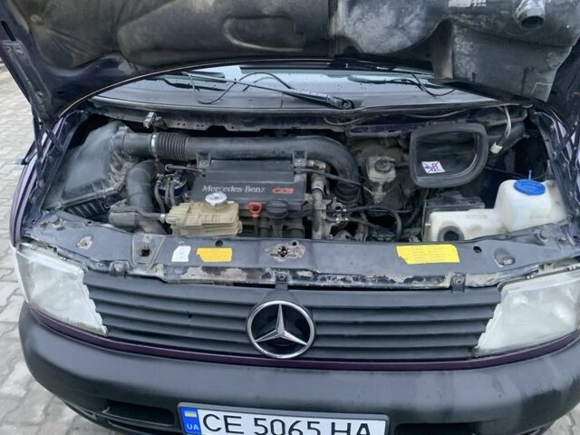 Синий Мерседес Вито, объемом двигателя 2.2 л и пробегом 350 тыс. км за 4500 $, фото 13 на Automoto.ua