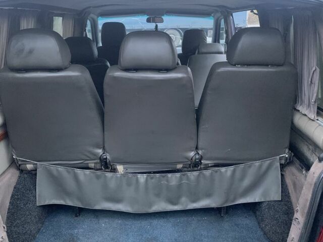 Синий Мерседес Вито, объемом двигателя 2.2 л и пробегом 350 тыс. км за 4500 $, фото 12 на Automoto.ua