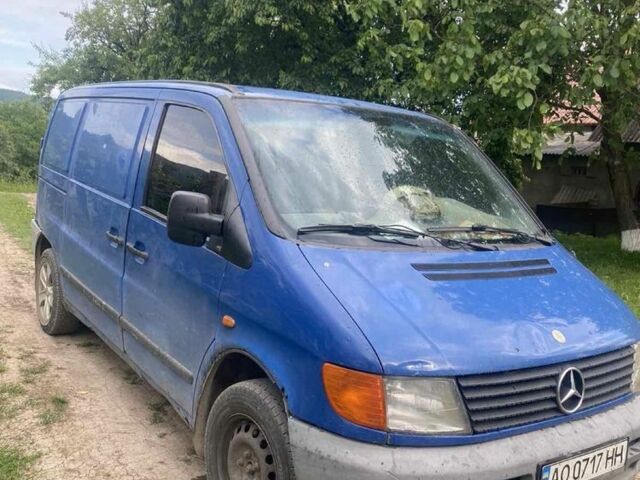 Синій Мерседес Віто, об'ємом двигуна 2.2 л та пробігом 3 тис. км за 1500 $, фото 2 на Automoto.ua