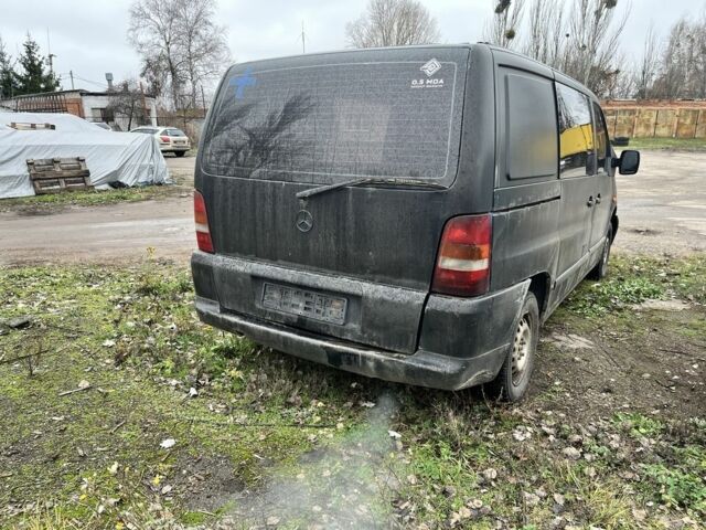 Синій Мерседес Віто, об'ємом двигуна 2.3 л та пробігом 357 тис. км за 2500 $, фото 4 на Automoto.ua
