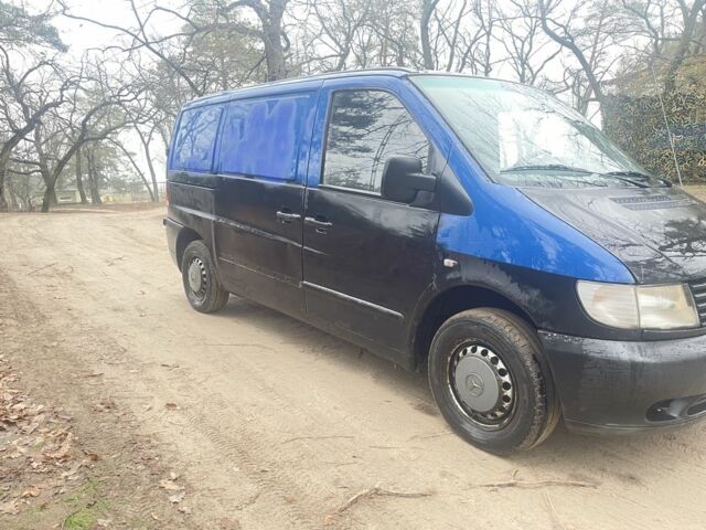 Синий Мерседес Вито, объемом двигателя 2 л и пробегом 500 тыс. км за 1700 $, фото 3 на Automoto.ua