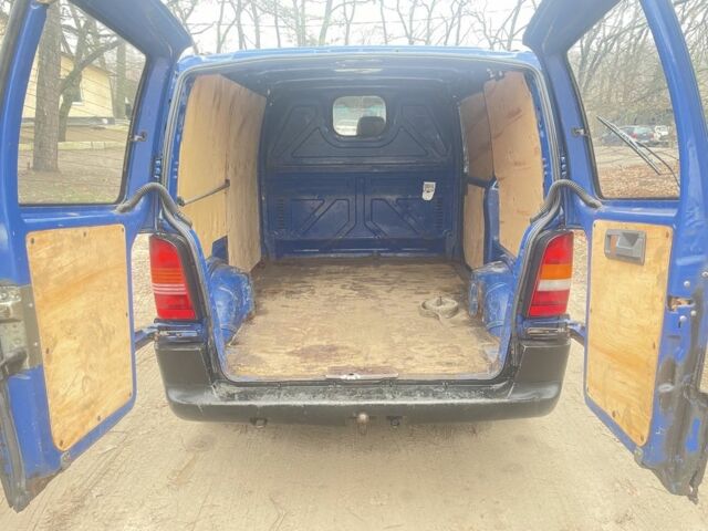 Синий Мерседес Вито, объемом двигателя 2 л и пробегом 500 тыс. км за 1700 $, фото 7 на Automoto.ua